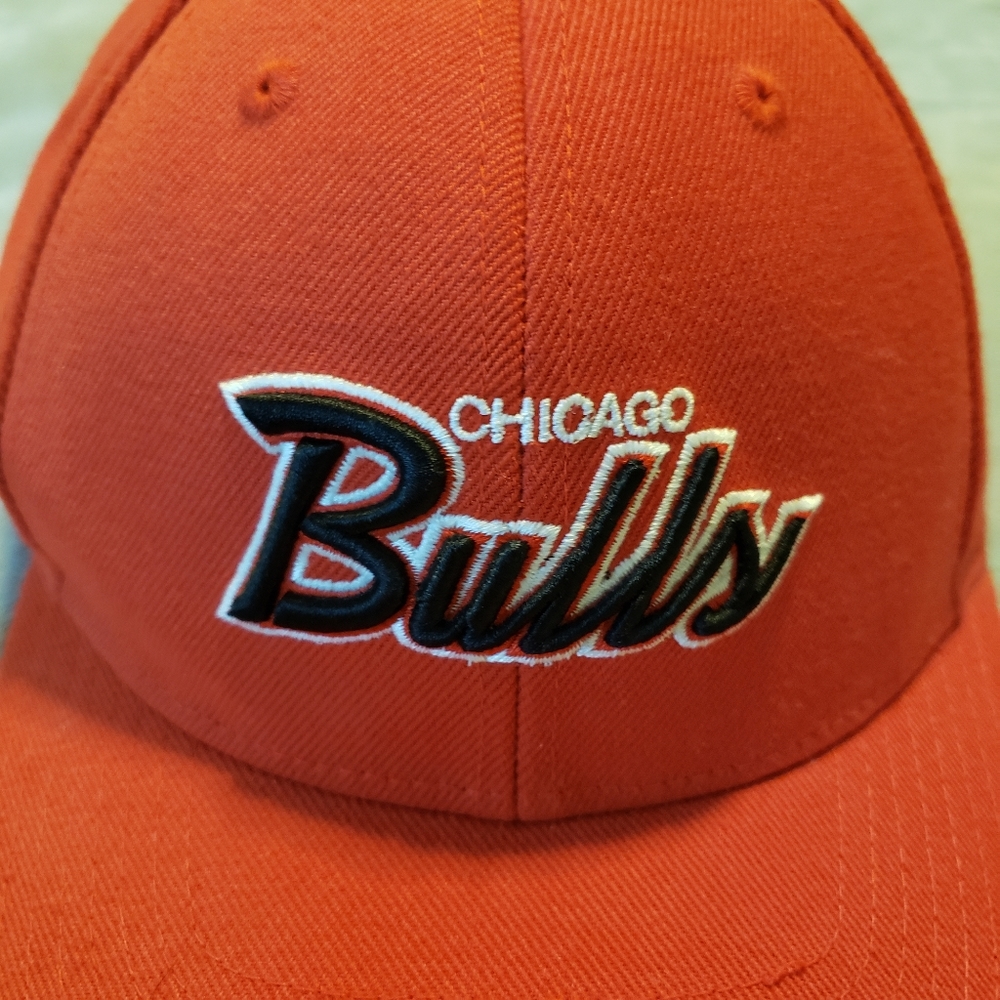 Adidas Chicago Bulls NBA Structured Adjustable Red Snapback Cap 100% Cotton - Picture 6 of 16
